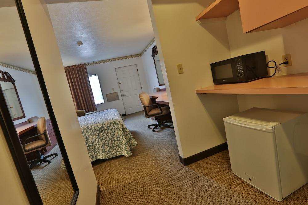 Nittany Budget Motel State College Bagian luar foto