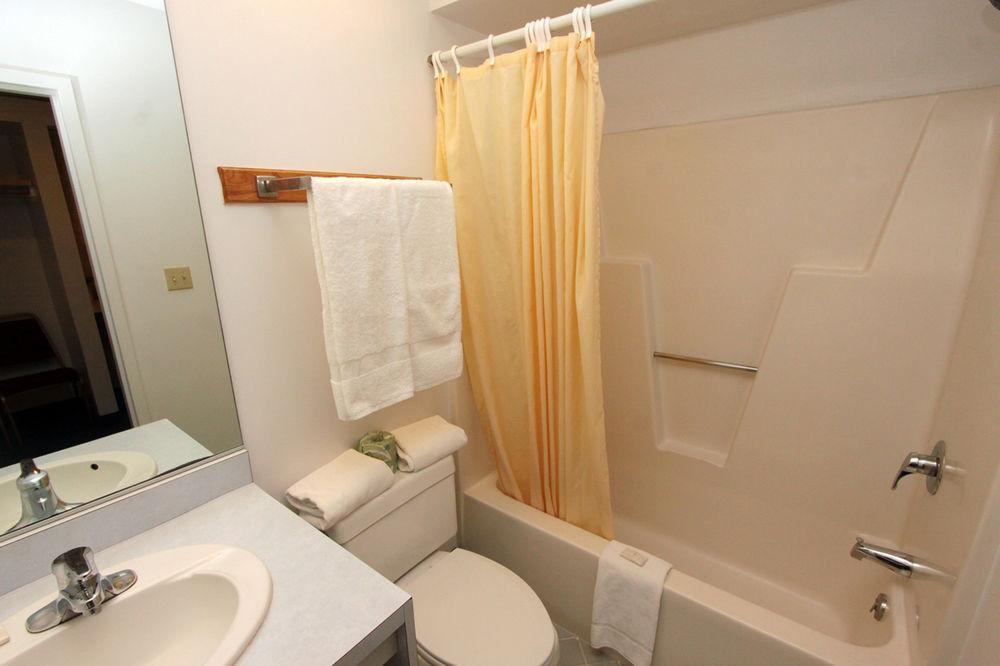 Nittany Budget Motel State College Bagian luar foto